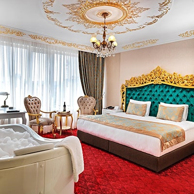 تور استانبول هتل آوانتگارد